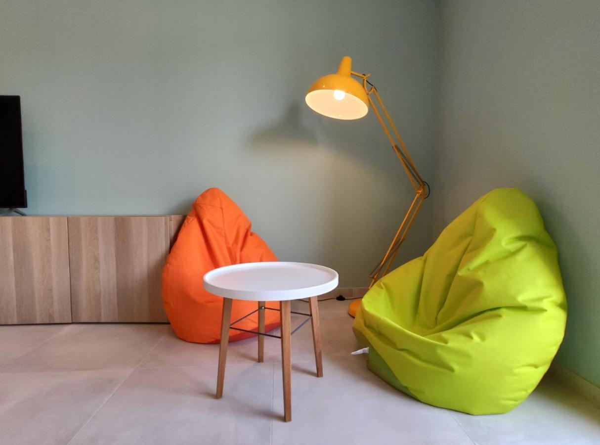 Colormix 3 Etoiles - 95M2 Plein Centre - Ensoleille Climatise Apartman Mèze Kültér fotó